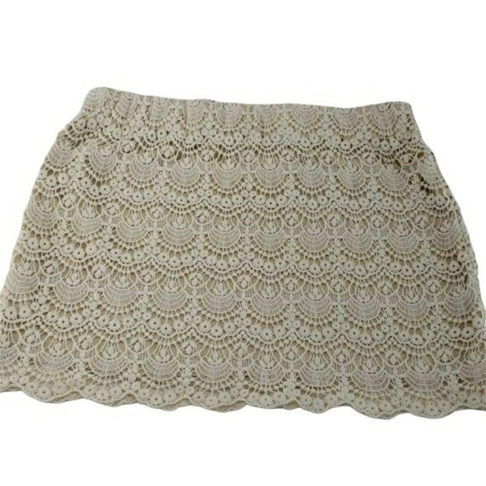 Hot & Delicious Lace scalloped large tan Skirt